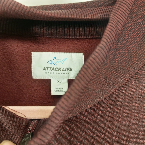Greg Norman Preformance Attack Life 1/4 zip - Picture 4 of 6